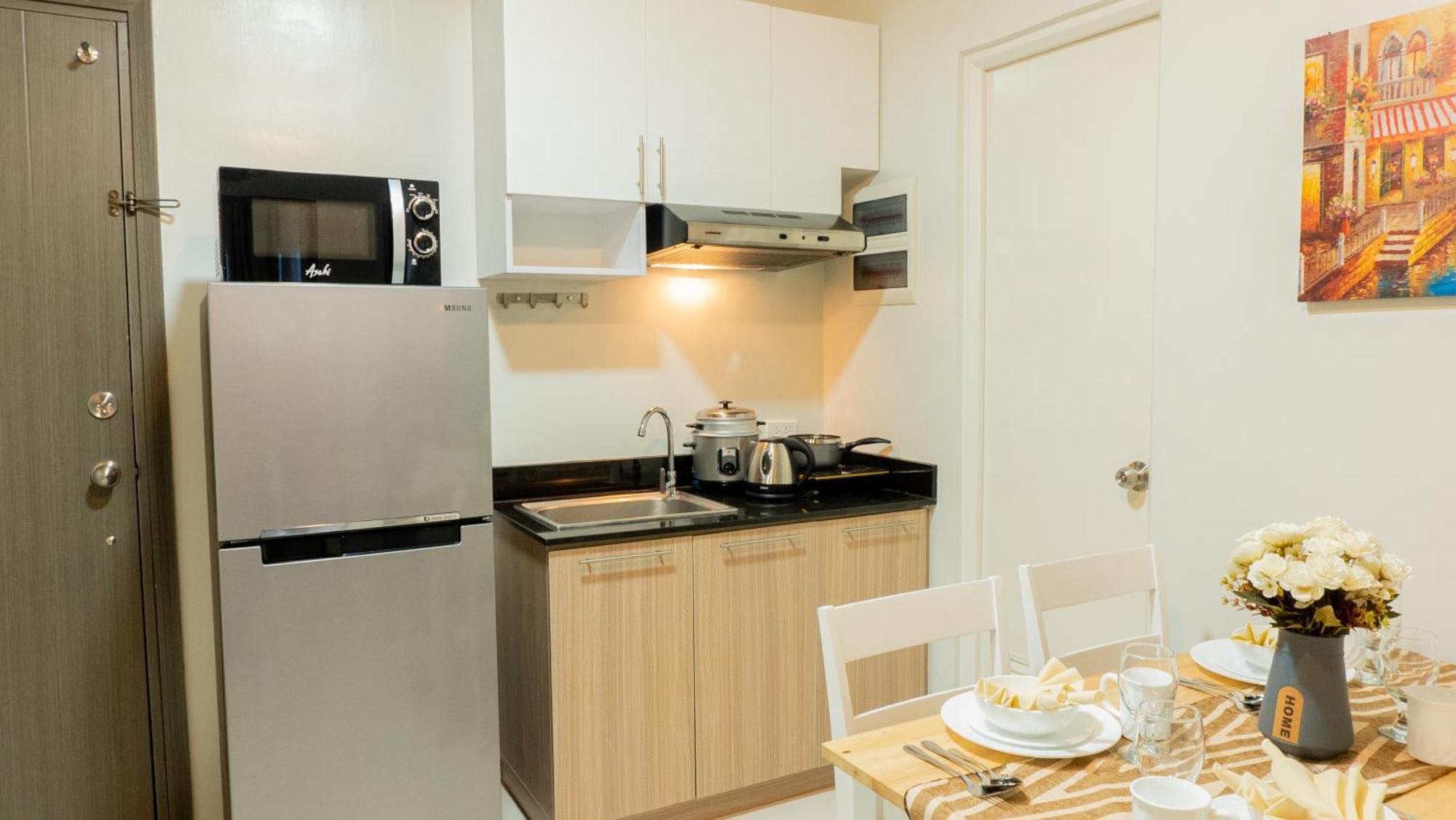 Palawan Modern Living In A Thoughtfully Designed Staycation Near Airport - B1 5Kunzite Puerto Princesa ภายนอก รูปภาพ